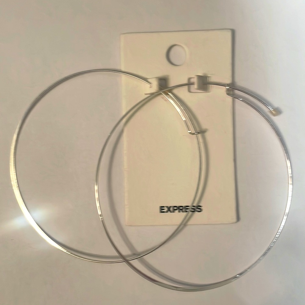 Express brand new 4 inch hoops